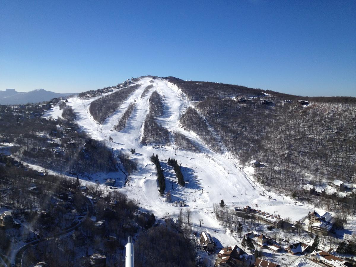 Beech Alpen Inn Beech Mountain Exterior foto